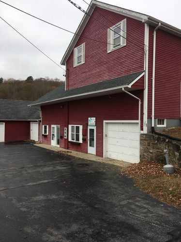 Office/Garage Space Available in Taftville: 4 North 5th Ave, Norwich, CT 06360